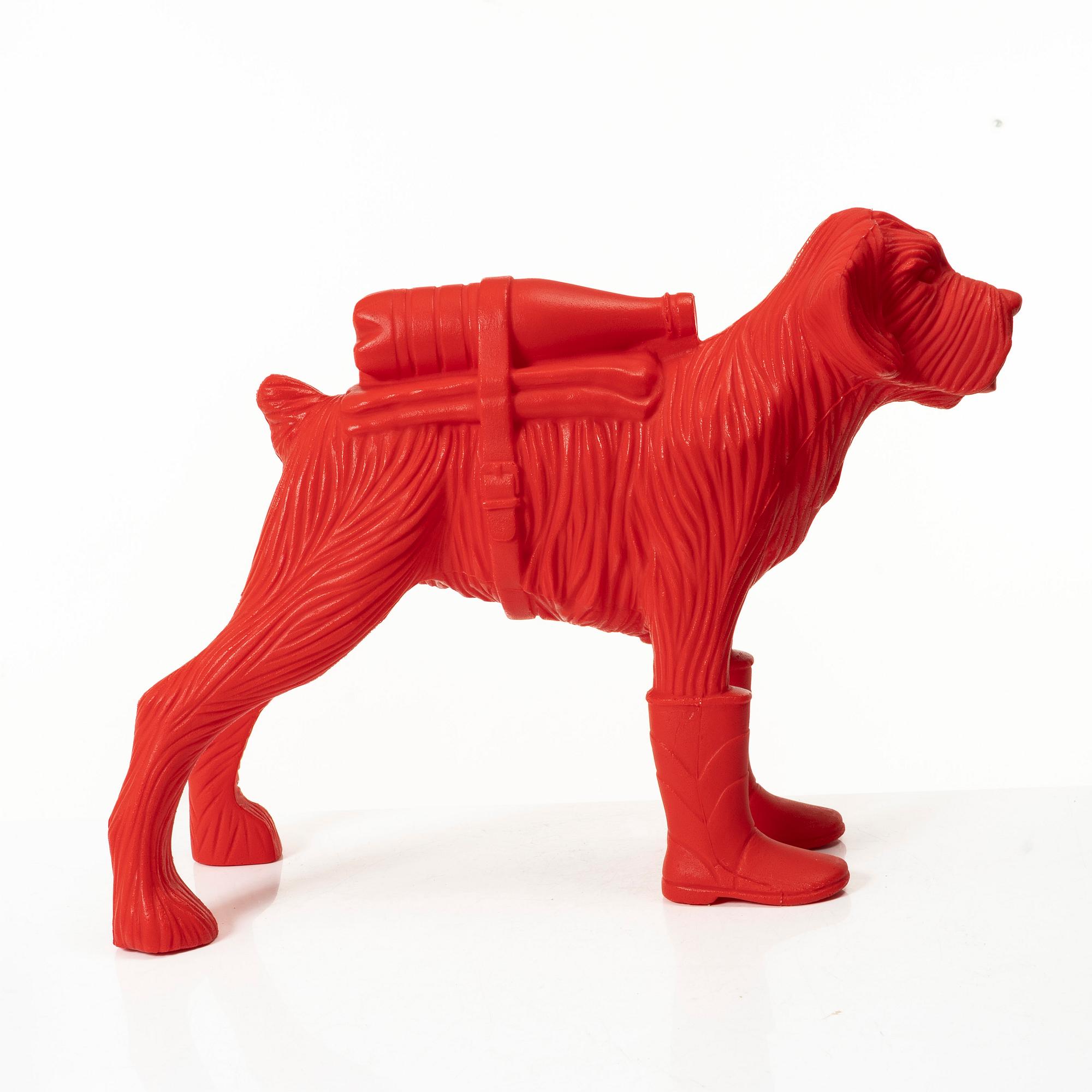 William Sweetlove, "Cloned Schnauzer with water bottle". (Pink).