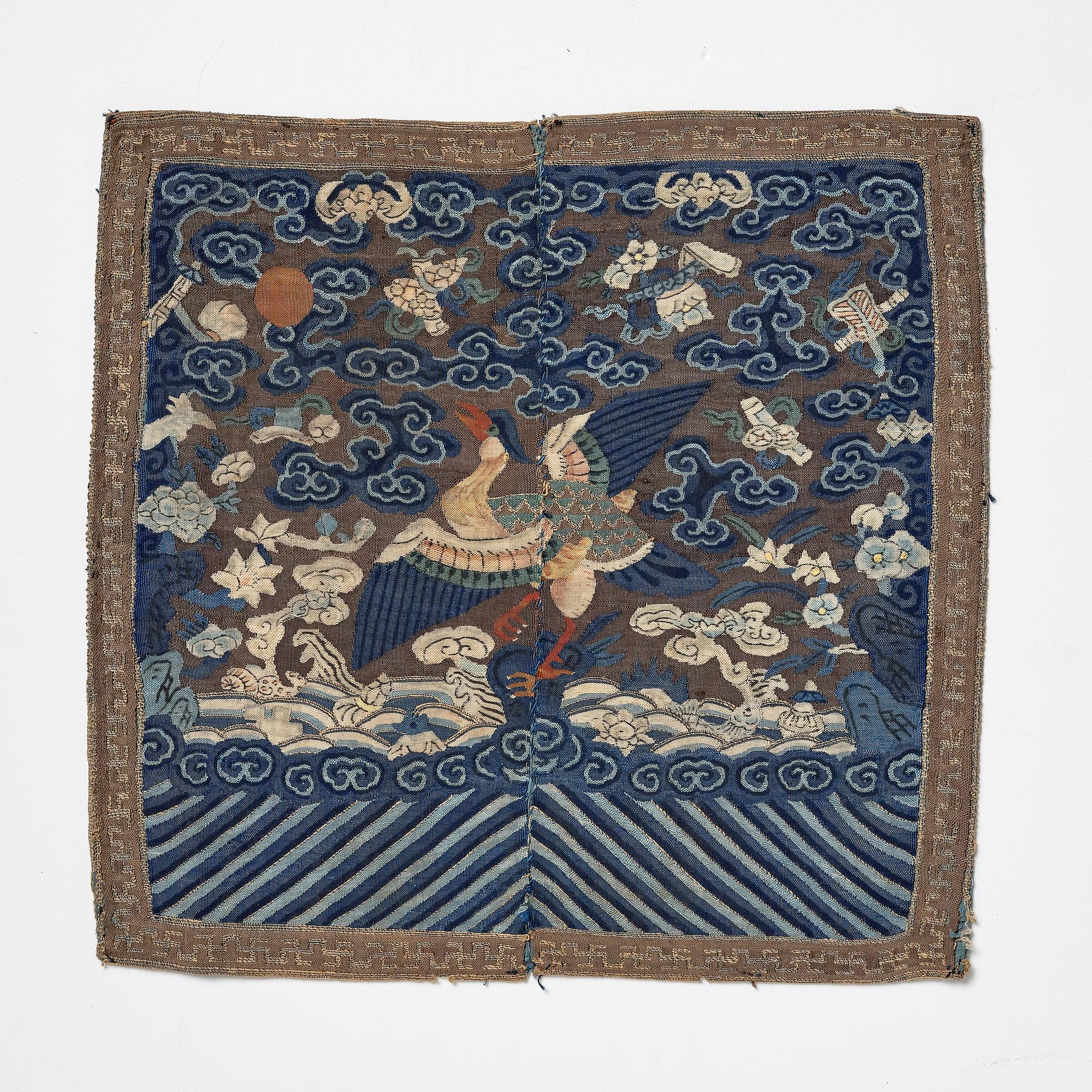 Ämbetsmannainsignia, ett par, kesi. Qingdynastin, 1800-tal.