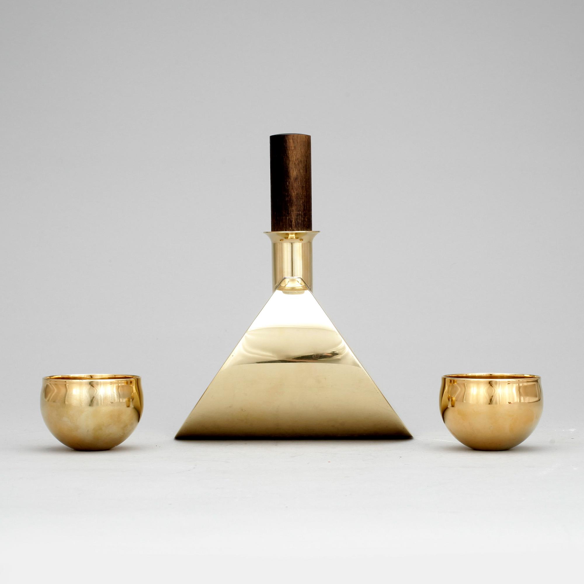 PLUNTA OCH SUPKOPPAR, 1+2 st, mässing och förgylld mässing, Pierre Forsell, Skultuna.