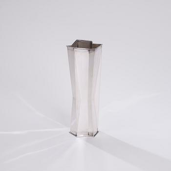 TAPIO WIRKKALA, MALJAKKO, hopeaa, Hopeakeskus, Hämeenlinna 1962. Märkt TW. Paino 356 g.