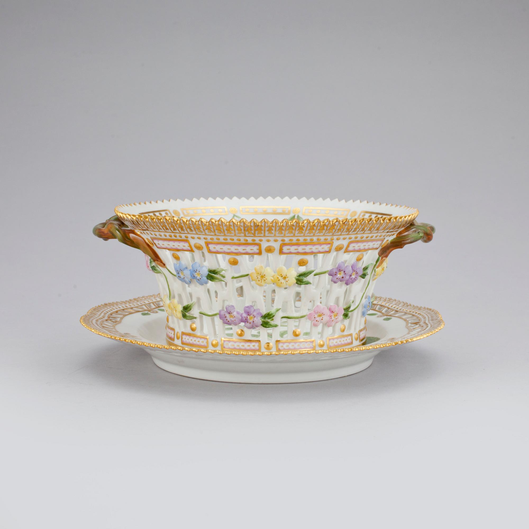 SKÅL & FAT, porslin, "Flora Danica", Royal Copenhagen.
