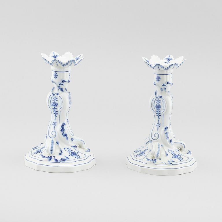 A pair of porcelain candle sticks by Meissen, second half of the 20th century.