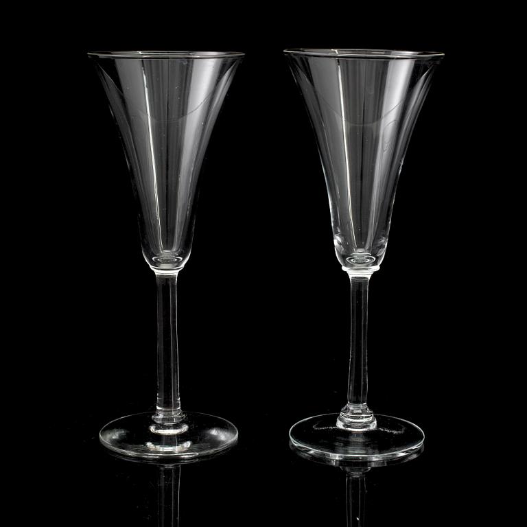 Six champagne glasses, glass, Finland, second half of the 20th century.