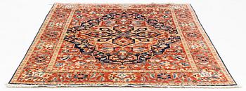 Carpet, oriental, ca 240 x 165 cm.