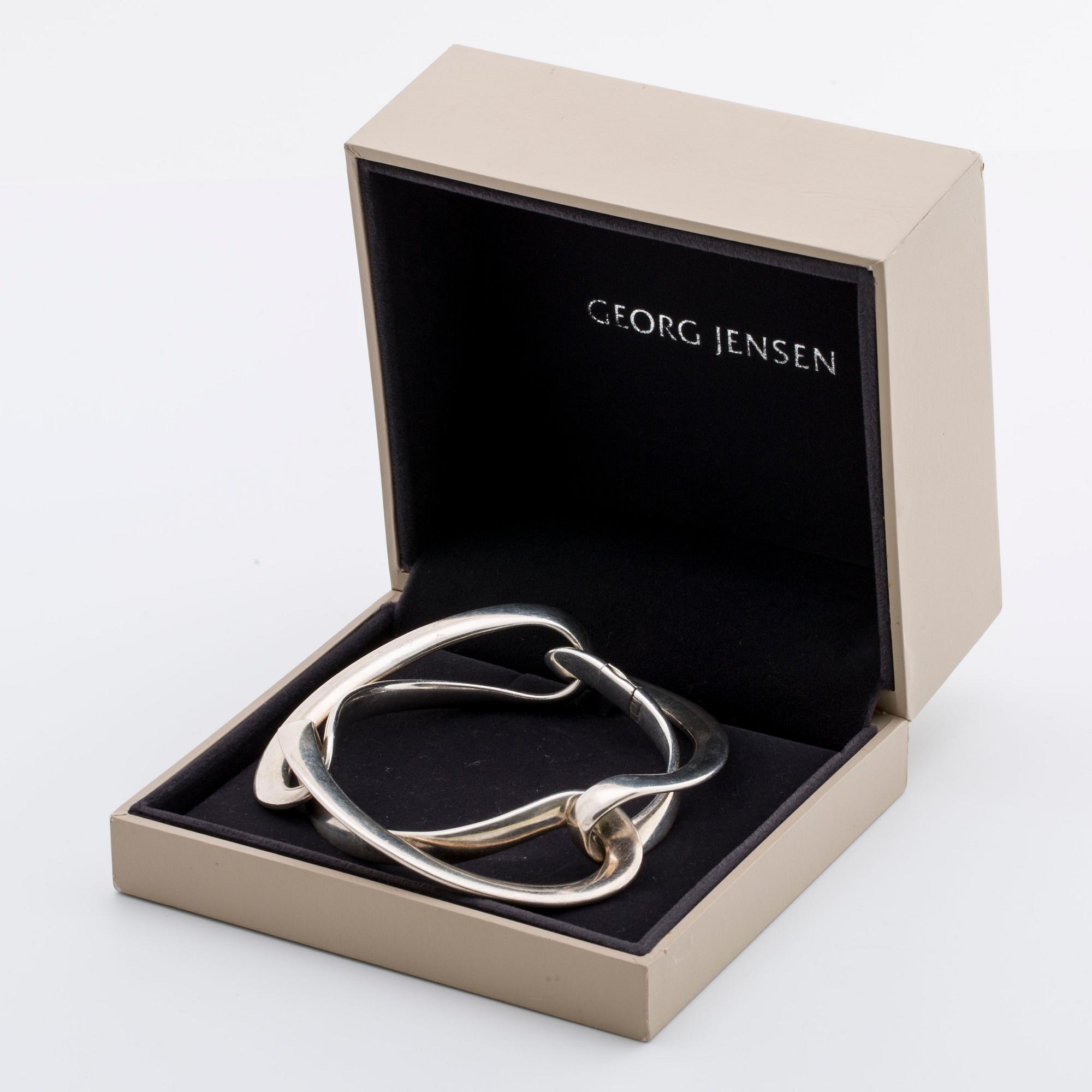 GEORG JENSEN ARMBAND sterling silver design "Infinity" nr 452, original box.
