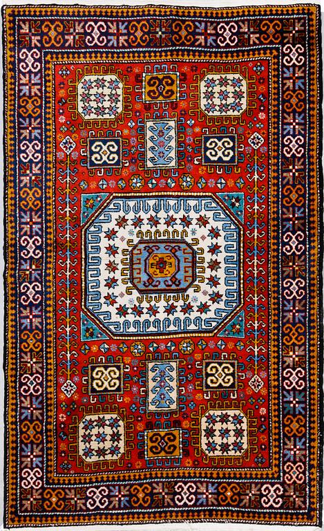 MATTA, Persisk, ca 195x135 cm.
