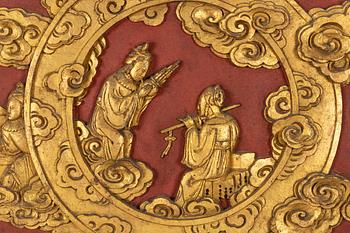 A Chinese sculptured wooden panel, Qing dynasty, 19th Century.