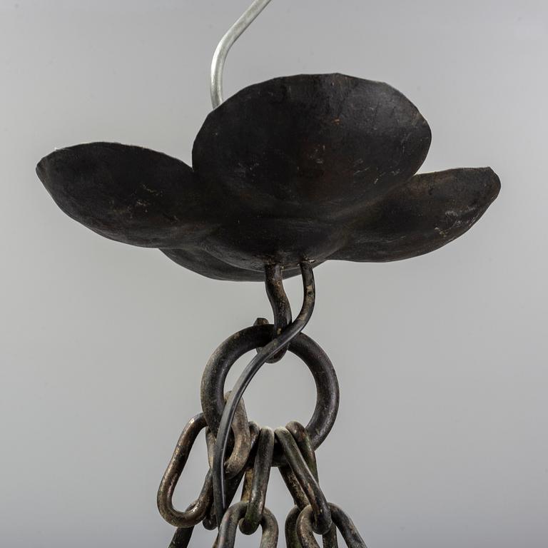 TAKLAMPA, 1900-talets första hälft.