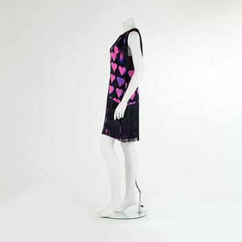 VERSACE for H&M, a heart patterned cocktaildress.