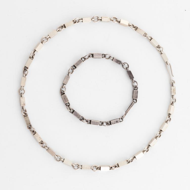 Wiwen Nilsson, Silver necklace and bracelet, Lund 1959 and 1965.