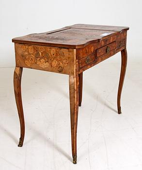 POUDREUSE, rokoko, Holland, 1700-tal.