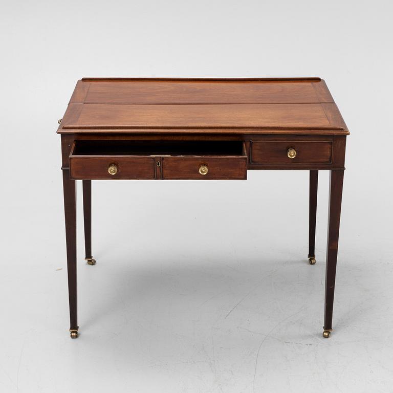 Partners desk, George III, England, omkring 1800.