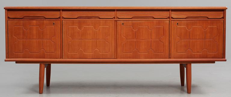 SIDEBOARD, Nordås Bruk A/S, Nesttun, Norge, 1900-talets mitt.