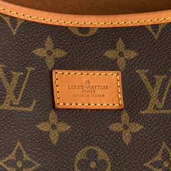 Louis Vuitton, a Monogram Canvas 'Saumur 35' bag.