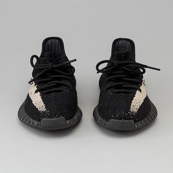 Adidas Yeezy Boost 350 V2 Core black white "Oriol".