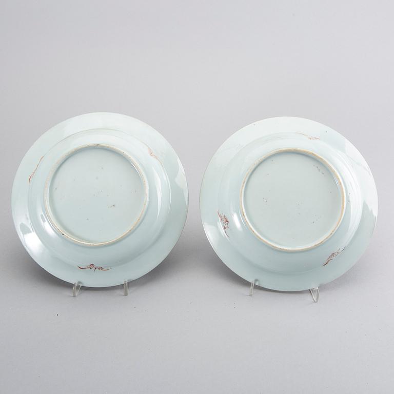 A set of four Qianlong Famille rose porcelain plates.