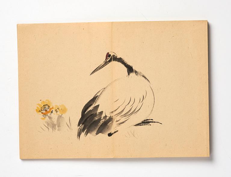 Two Chinese albums, one empty, early 20th century.