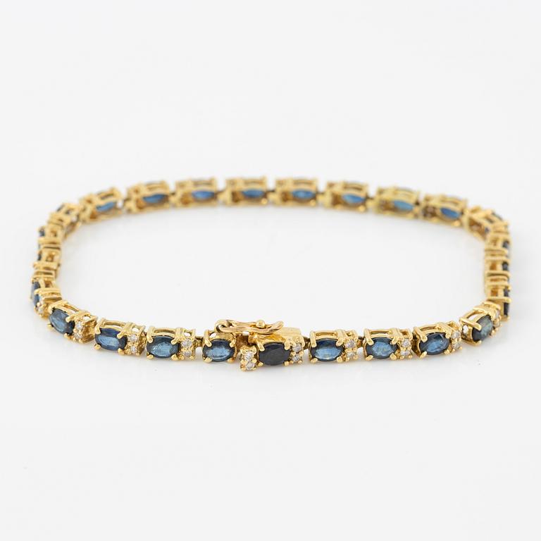 Armband, 18K guld med safirer och briljantslipade diamanter.