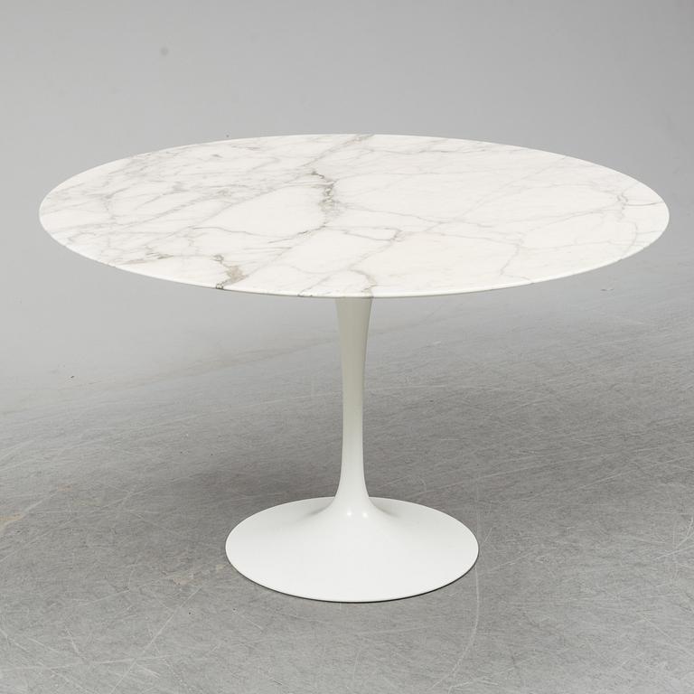 EERO SAARINEN, a 'Tulip' table by Knoll.