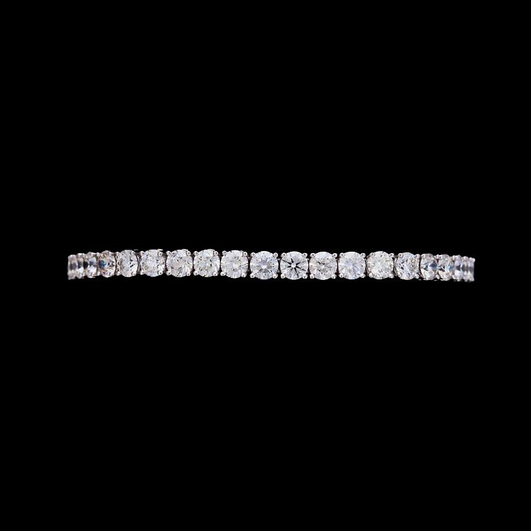 A brilliant cut diamond bracelet, tot. app. 12.83 cts.