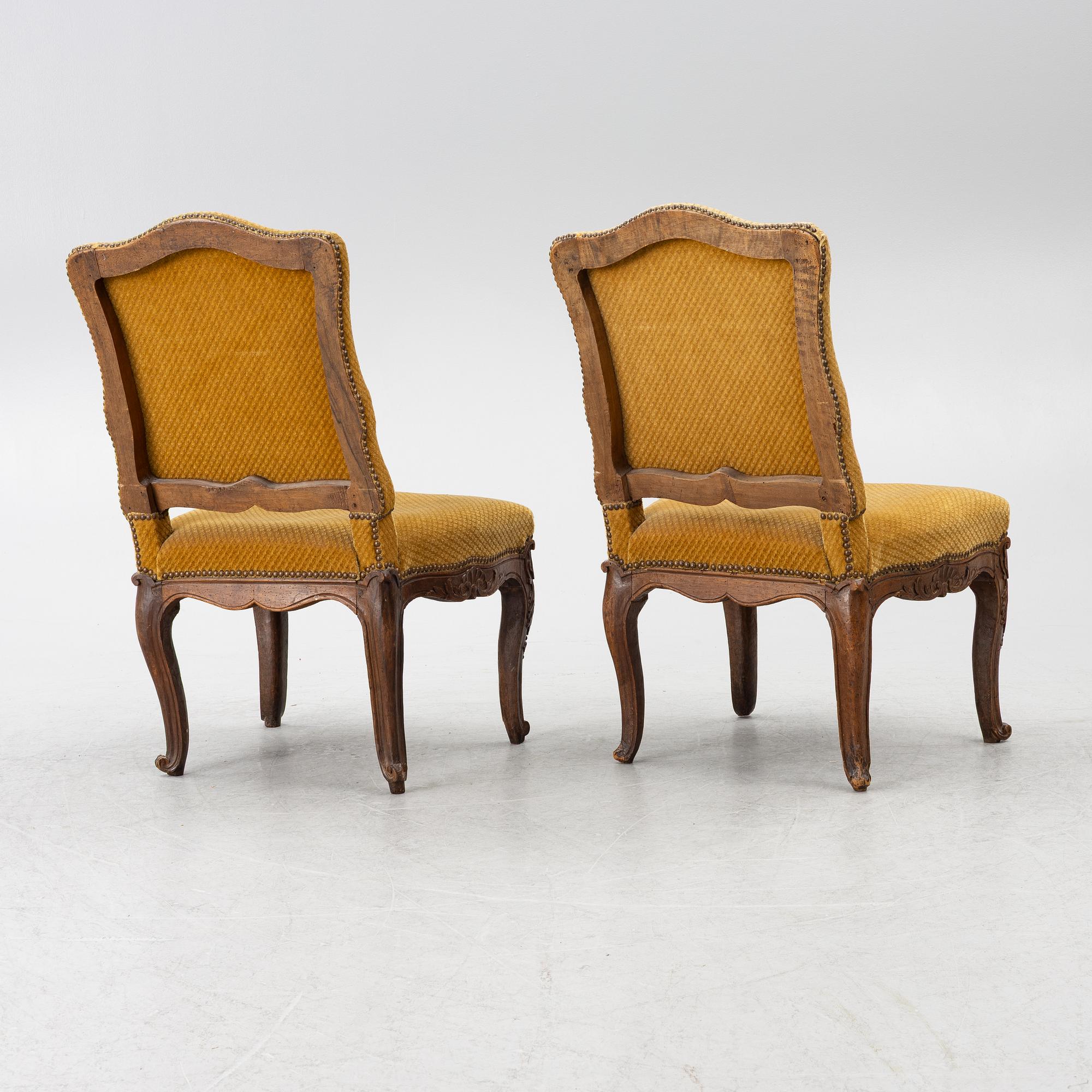 A pair of chairs, Louis XV, France, 18th century.