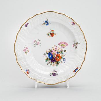 PLATE, porcelain, Russia early 19th century, Imperial porcelain factory, time of Nicholas I.