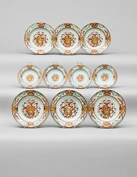 303. A part armorial dinner service, Qing dynasty, Qianlong (1736-95).