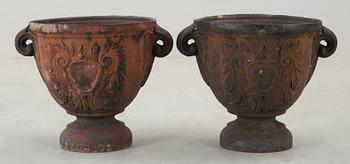 YTTERFODER, ett par, Svartmålat gjutjärn, Barockstil, Vattholma bruk, 1800-tal.