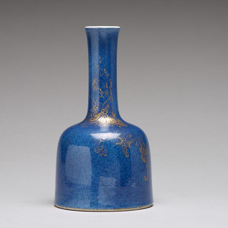 VAS, porslin. Qingdynastin, 1700-tal.