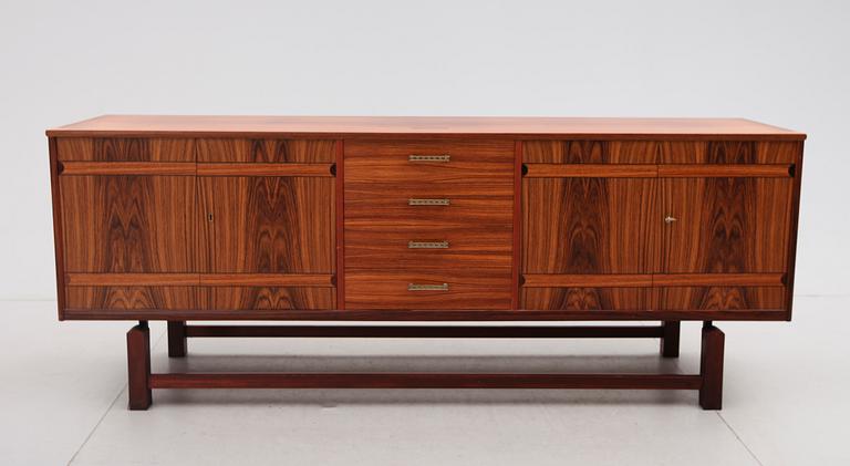 SIDEBOARD, Ajfa, Tibro, 1900-talets andra hälft.