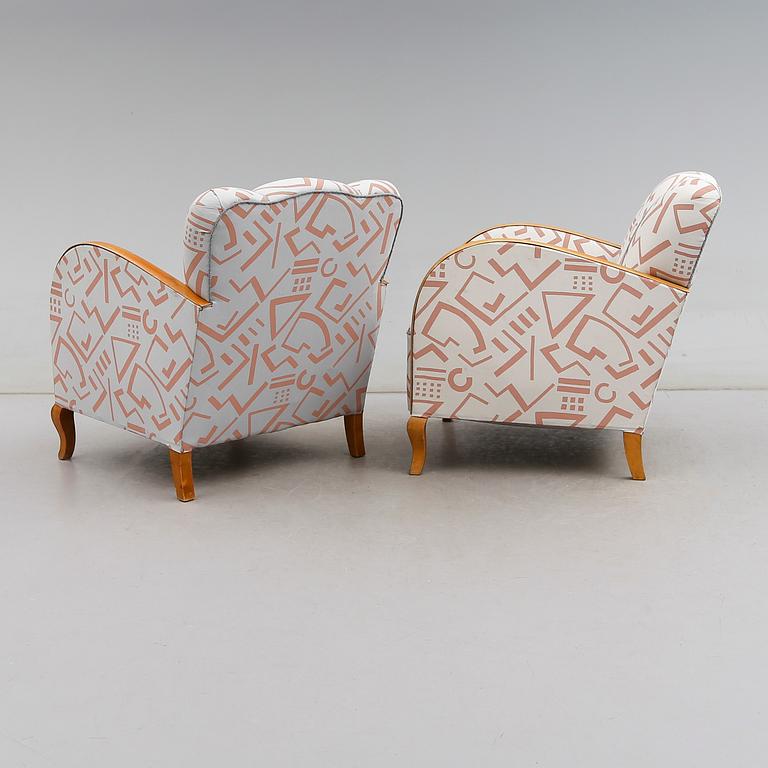 FÅTÖLJER, 1 par, 1900-talets första hälft.