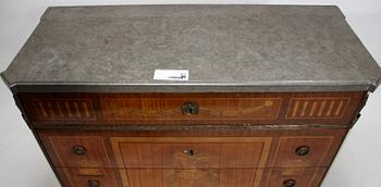 BYRÅ, gustaviansk stil, 1900-tal.