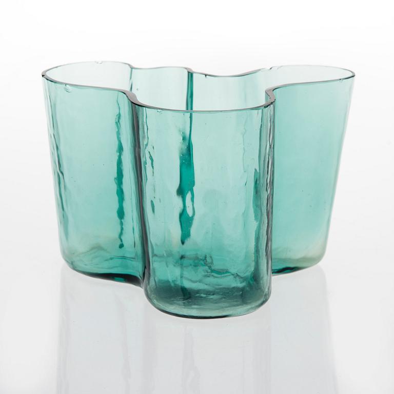 ALVAR AALTO, VAS. Savoy. Karhula, 1930-tal.