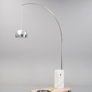 Achille & Pier Castiglioni, golvlampa, "Arco" , Flos, Italien.