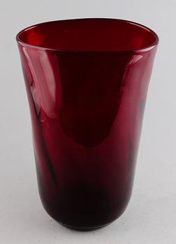 VAS, rött glas, Reijmyre, 1900-talets mitt.
