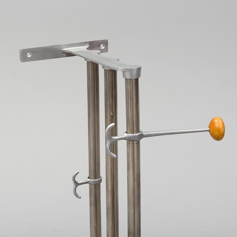COAT HANGER, mid 20th century.
