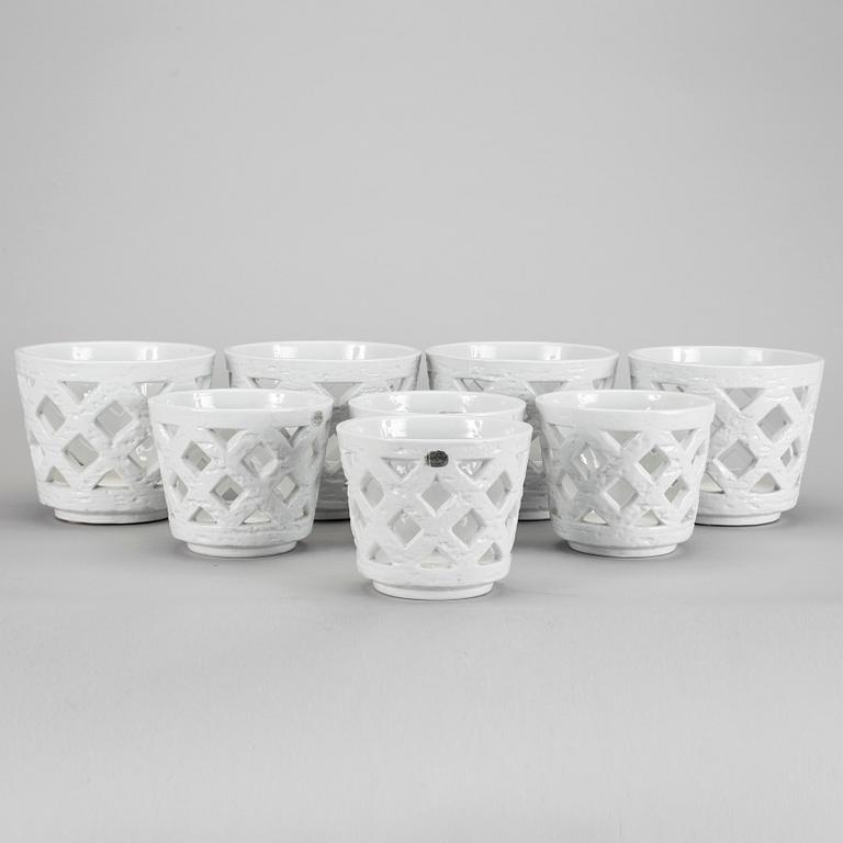 8 stoneware flower pots by Gunnar Nylund for Rörstrand, second half of 20th century.