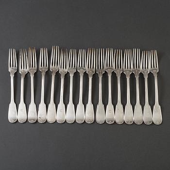 16 early 19th century silver forks.