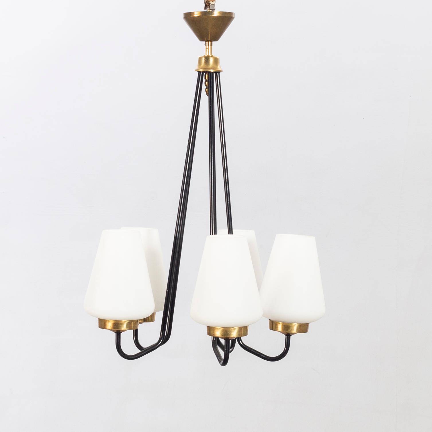 A MID 20TH CENTURY CELING PENDANT.