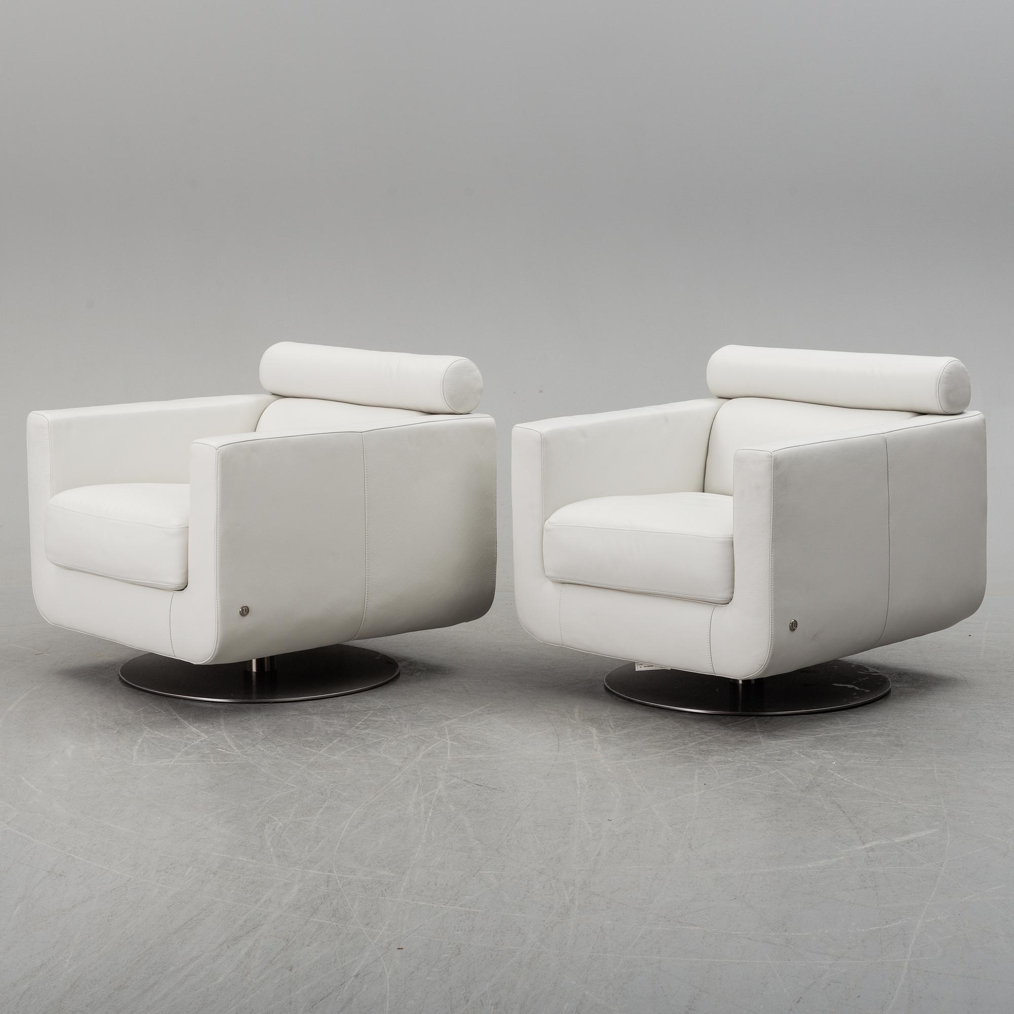 NATUZZI, fåtöljer, ett par, Italien, 2000-tal.