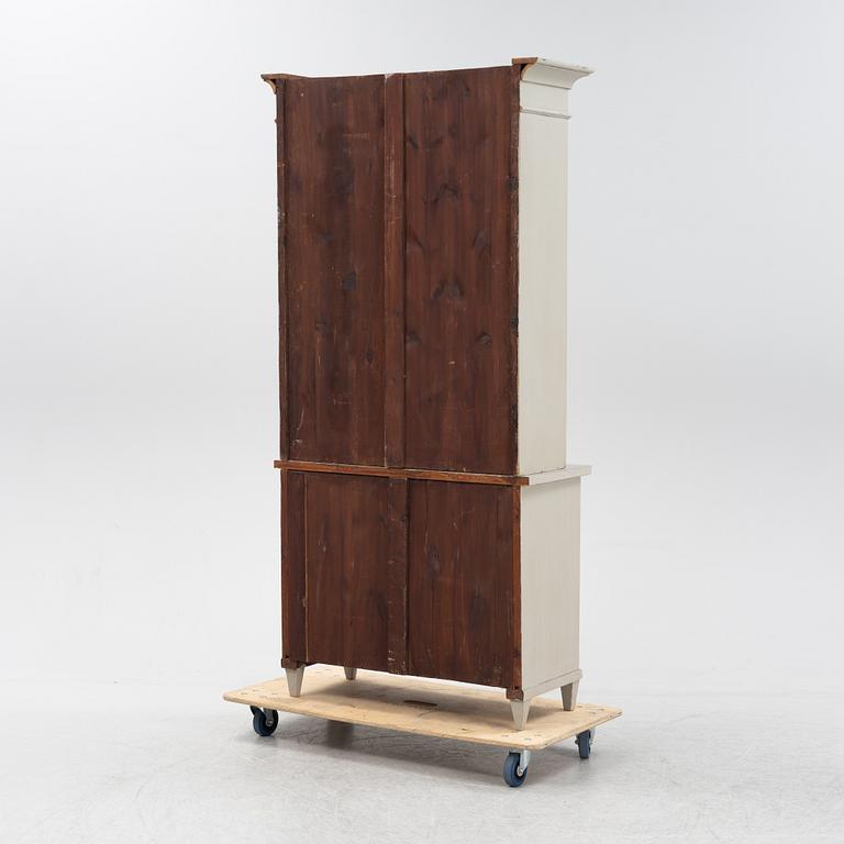 Bokskåp, tidigt 1900-tal.