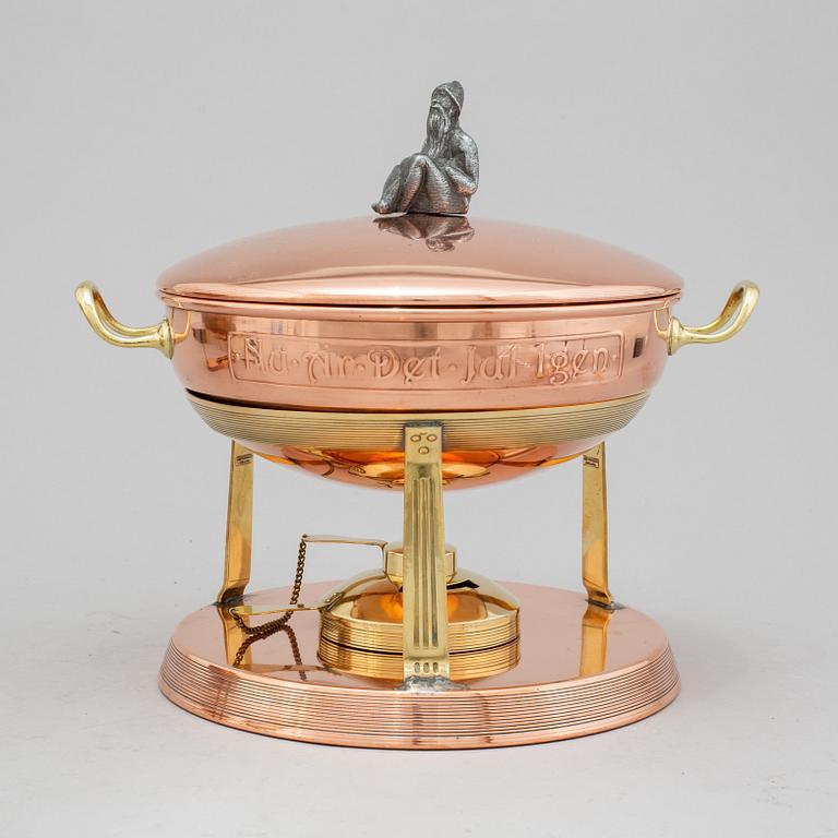 A copper glögg pot by Gustav Eriksson from around year 1900.