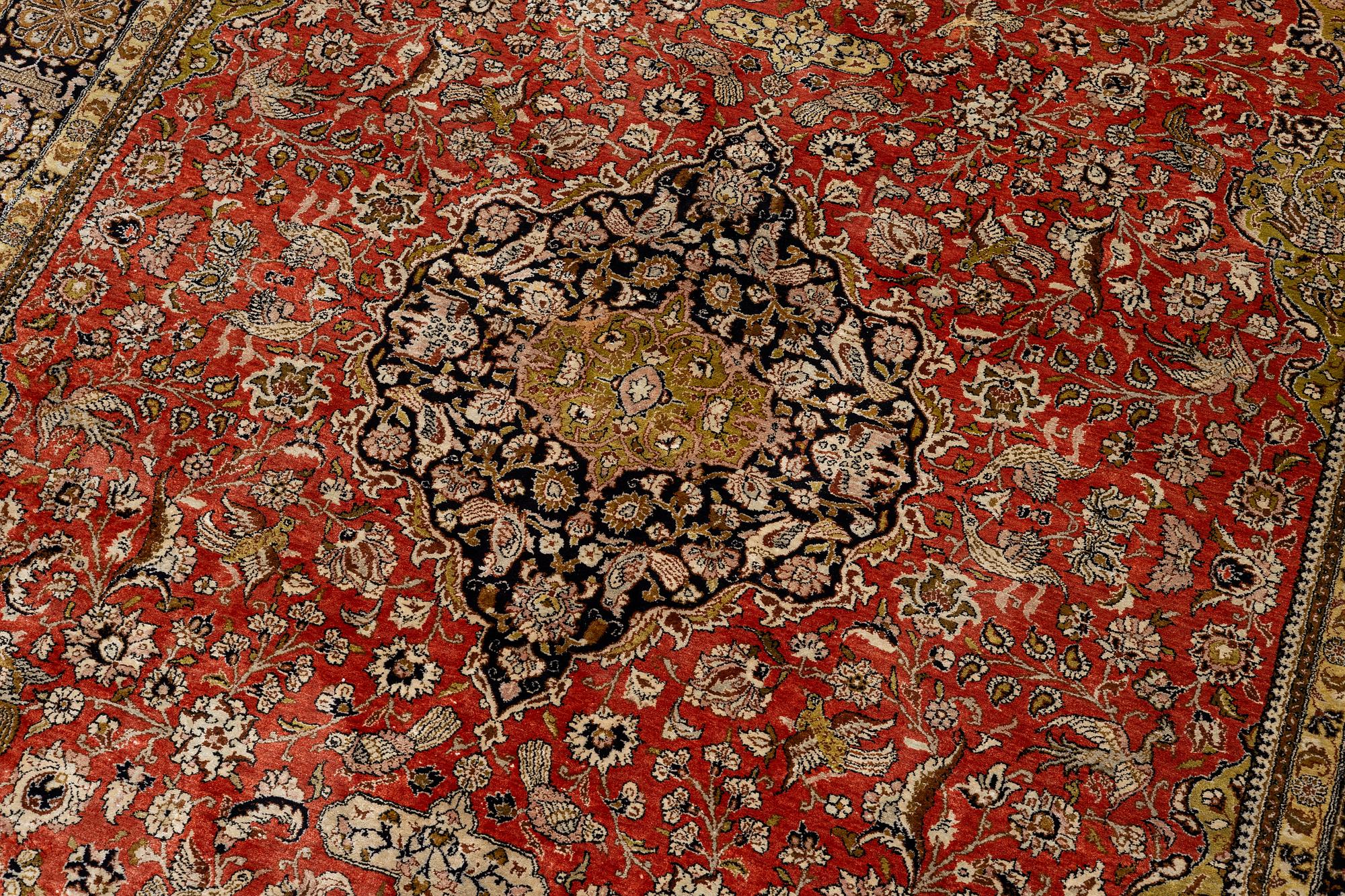 Carpet, silk, Nain, approx. 294 x 190 cm.