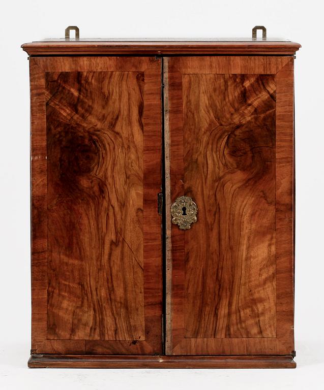 MYNTSKÅP, 1700-talets andra hälft.