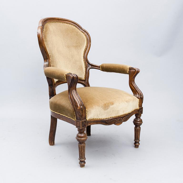 KARMSTOL, rokokostil, 1800-talets slut.