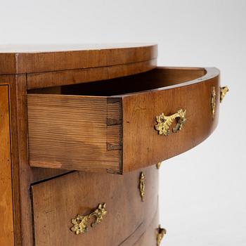Chest of drawers, 19th Century.