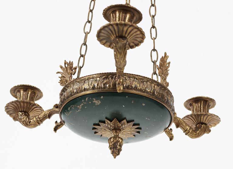 AMPLAR, ett par, empirestil, 1900-talets första hälft. Stämplade Stadsmissionens Industrihem, Stockholm. H 58.