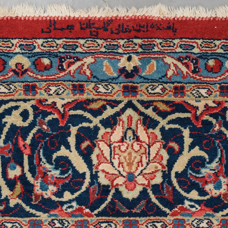 A carpet, a semi-antique/an old Persian, probably a Qazvin, ca 345-349 x 251,5-253 cm.