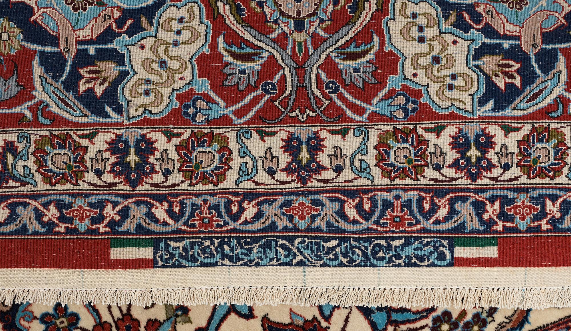 MATTA, Old Isfahan, part silk, ca 327 x 209 cm.