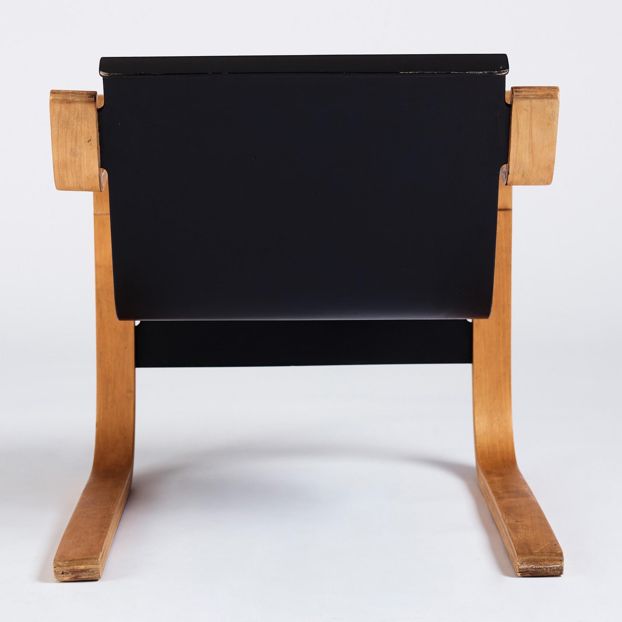 Alvar Aalto, a 'model 31' armchair, produced by O.y Huonekalu-ja Rakennustyötehdas, Finland or Aalto Design, Swedish Artek Hedemora.
